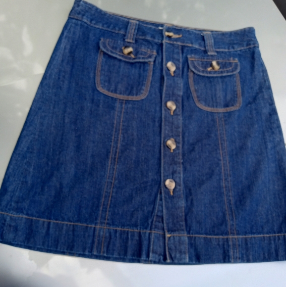 Dark Wash Button Up Jean Mini Skirt - Picture 7 of 9